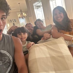 Meet your Posher, Christina